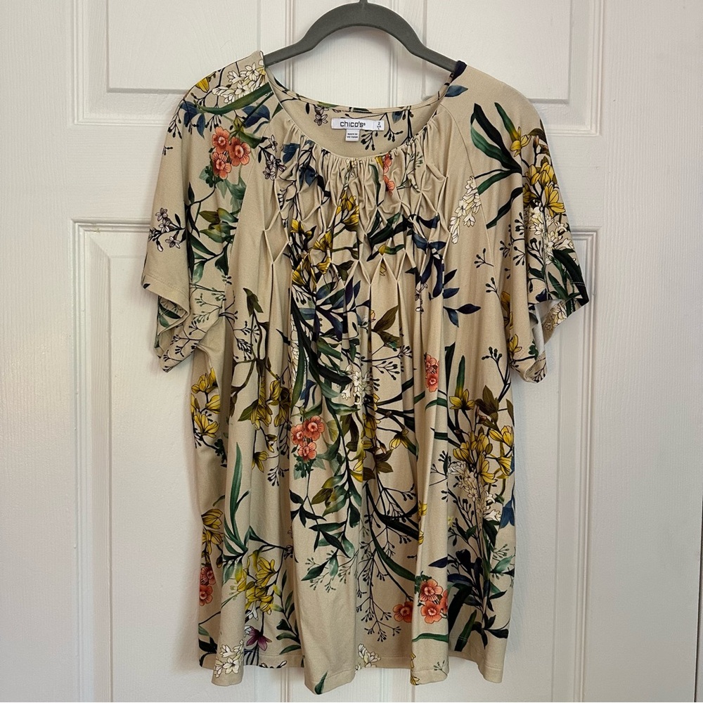 Chico's Cream and Black Ruffled Short Sleeve Blouse Size L